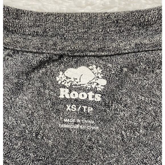 ROOTS Gray Shoulder Stripe Logo Red White Blue Short Sleeve Shirt XS Mens Unisex - Picture 4 of 6